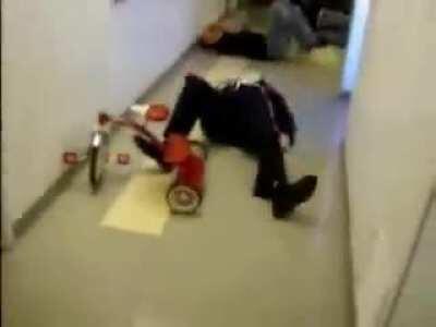 I can feel my throat collapsing more and more every time I watch this video