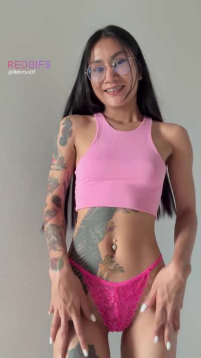 Do I look cute with my glasses?