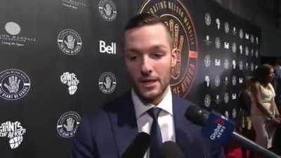 Hockey player is at a Nelson Mandela charity event, doesn’t know who Mandela is but tries to play it off like he does when asked