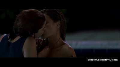 Neve Campbell & Denise Richards (Wild Things)