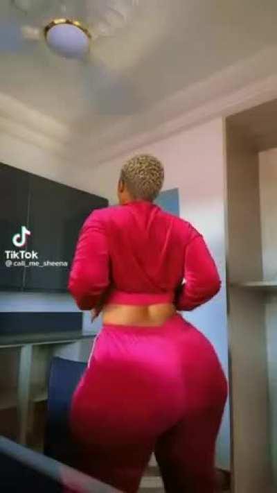 Sheena Gakpe Thick 🍑