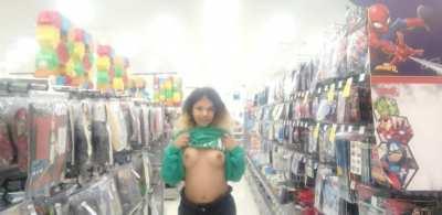 When out and about, flash your tits out~ 🎉 [GIF]