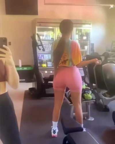 Upscaled and Slow Mo Twerk