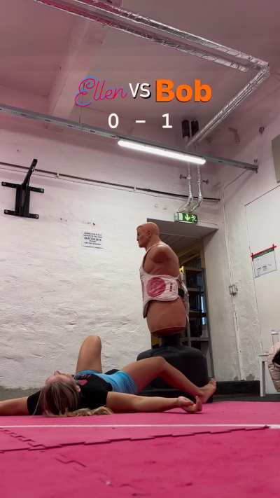 Swedish weightlifter Ellen Åkesson tries taekwondo