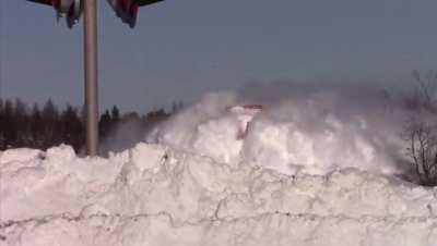 Excellent choice of camera location, some good timing on the zoom in/out, and they hang in there through the carnage at the end