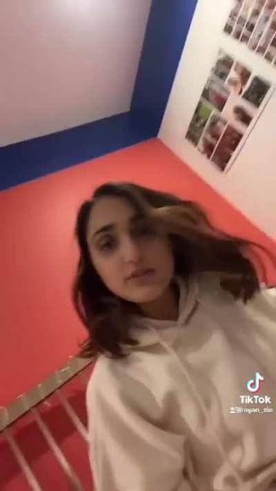 There are so many things going on here 💀