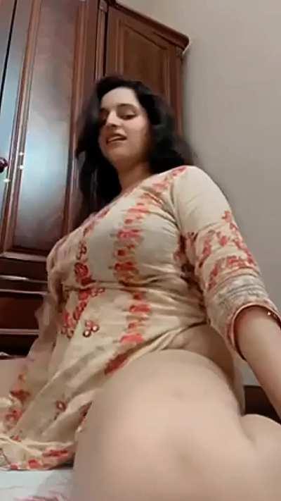I don't see many Indian BBWs here, would you like a Indian girl to ride on top of you? 🥰