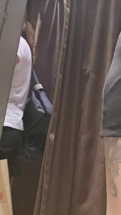 As requested by some of you here’s another one in a changing room by u/FluidMathematician18