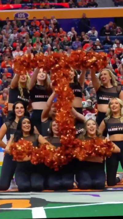 The way the letters appear 