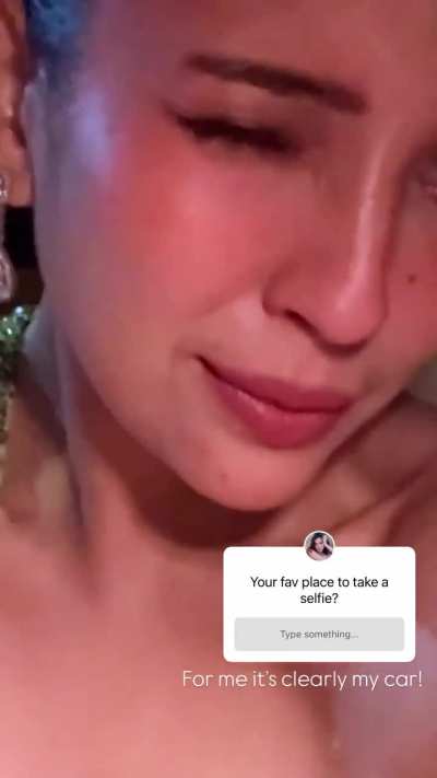 Barkha showing off them milky thighs