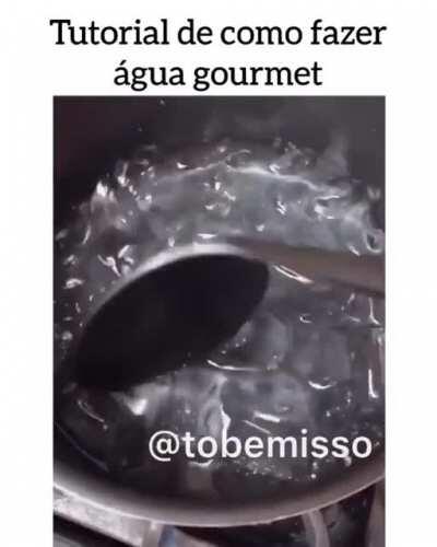 Bebe agua seu desidratado