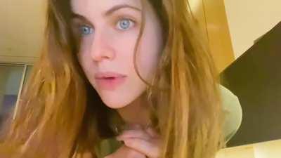 Beautiful signing off in YouTube video