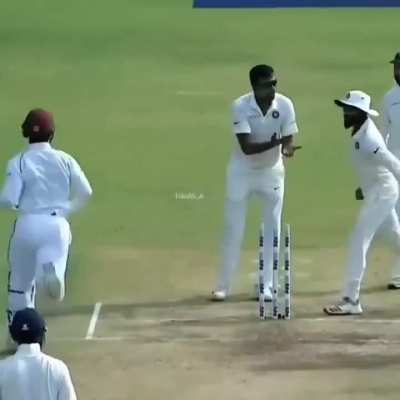 Chadeja risked all his aura for a cheeky runout