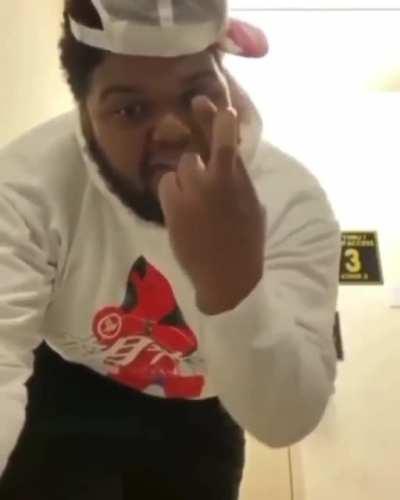 DEO niggas after there first week of watching bruce