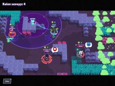 Teaming agaisnt 8-bit in showdown plus. What could go wrong?