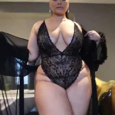 Super sexy girlfriend