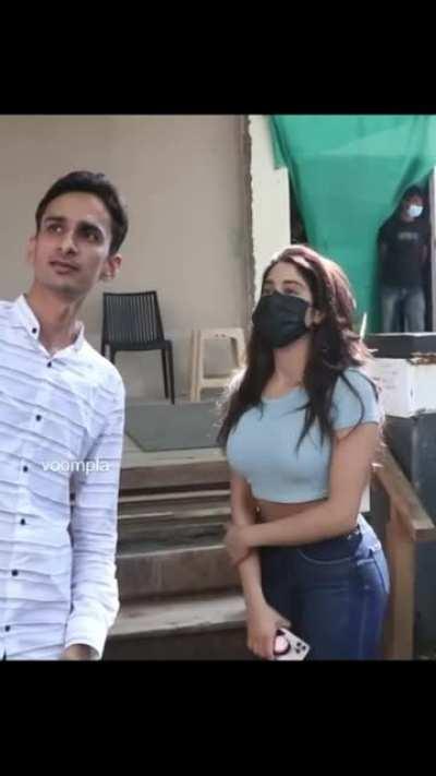 Janhvi Kapoor always keeping her fans happy