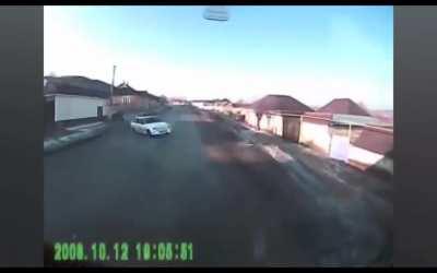 Russia: Samara crashes into truck