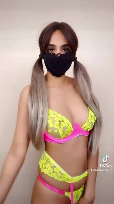 Thought you might like to see a slutty Muslim girl transformation😋