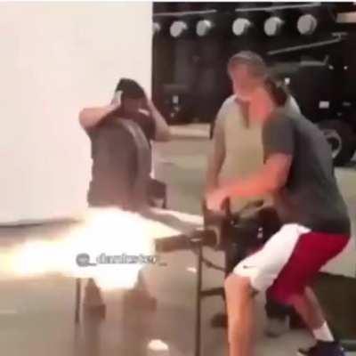 i f*cking hate libt*rds 🤬🤬 (its whate my dad calls sutpid people 😎😎)