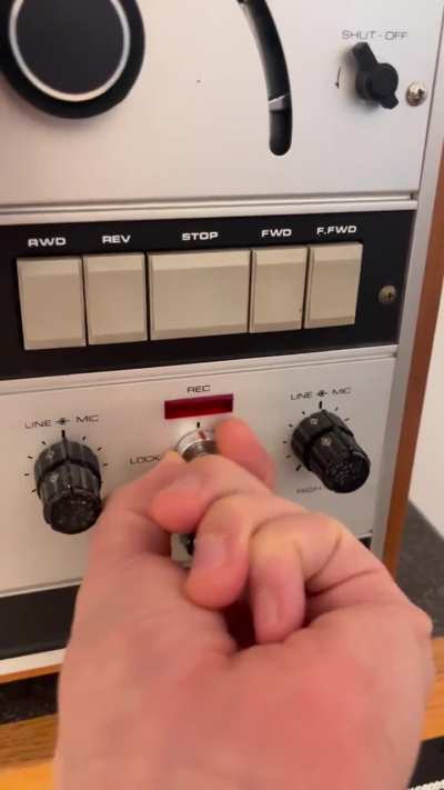 Help with Akai G365D record button