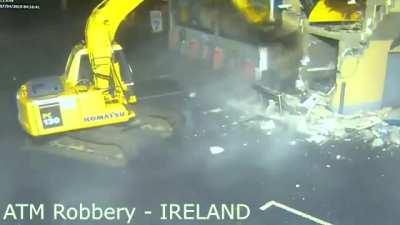 This might be the smoothest ATM robbery I’ve ever seen!