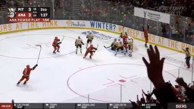 Chris Kreider scores the game-winner on his 2nd PP goal of the night! That’s back-to-back multi-goal games for Kreider!