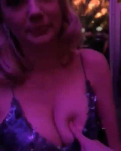 Kate Uptons tits are so soft