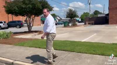 Georgia attorney loses it. Several terrorizing threats