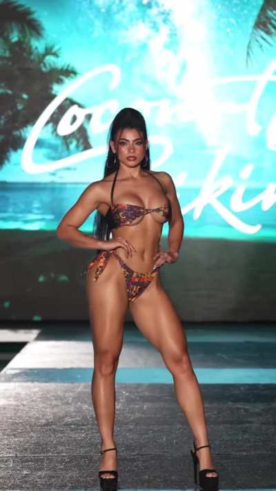 Nia piedra - Coconut Bikini