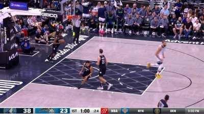 [Highlight] Anthony Edwards hits his 5th three-pointer of the first quarter