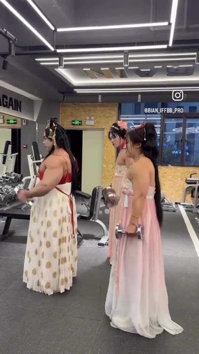 when the jade beauties are stronger than the MC over all the history