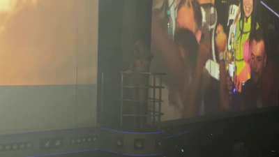 Ladies and gentlemen, the main attraction is me, Allie Dawson