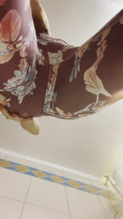 Landing directly on the banana