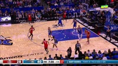 [Highlight] Alperen Sengun hits his 6th straight with a Jokic-esque midrange and a Jokic-esque FG%