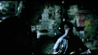 [Throwback music Friday] 3 Doors Down - Here Without You (2003)