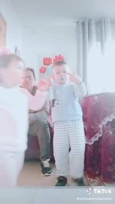 Dando guerra desde 2020 😈😈🥵🥵