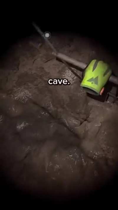 Nutty Putty Cave in VR