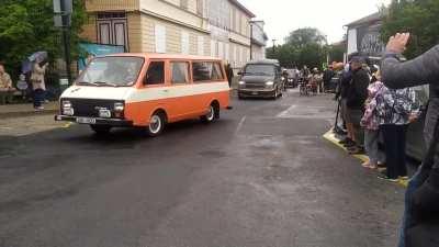 Video I took of the Haapsalu notalgia parade. (Haapsalu is a city in Estonia)
