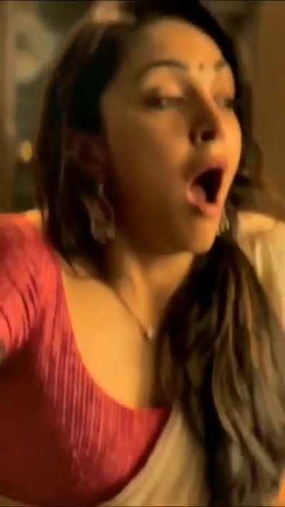 Kiara Advani: Indian Actress caught using a vibrator! She says she needs to be punished, what should be her punishment?