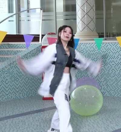 Dahyun with the moves