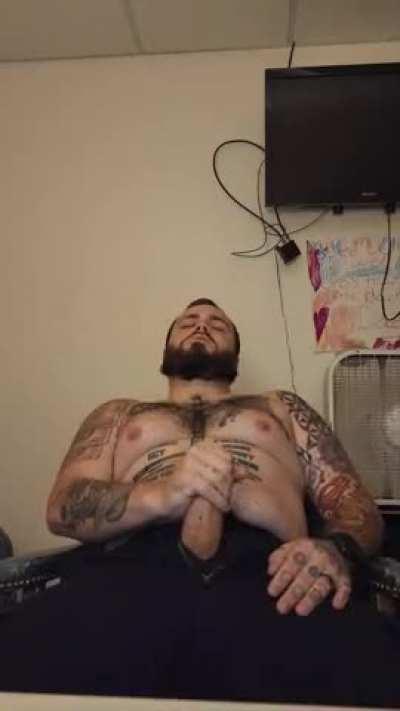 Come help me edge all night and earn that big finish