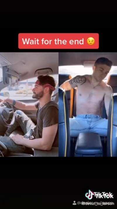 Weird thing on the right = cringe