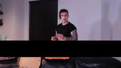 I fucked the 5 most popular pizza chain's pizzas to see which one was the most fuckable (censored but still probably NSFW)