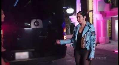 Why did she start doing capoeira tho