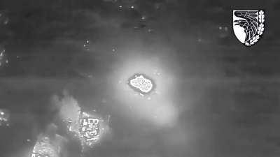 Thermal drone footage of Ukrainian forces attacking small Wagner units in the Bakhmut area during the night. Video provided by the 93rd brigade of the UAF, attacking with artillery, ATGMs, and mortars.