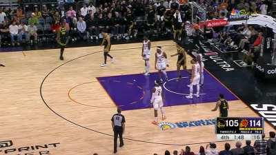 [Highlight] Trayce Jackson-Davis makes the And-1 Finish cutting the lead to 6 forcing Kevin Durant and Devin Booker to check back in