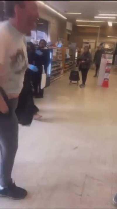 Someone pissed off Taylor at a store