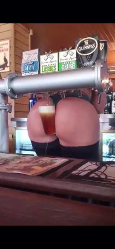 i see weatherspoons is open again .