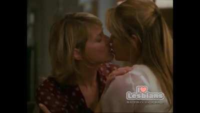 Retro Scenes: Kate Capshaw & Elle Macpherson - Scene #2 - 